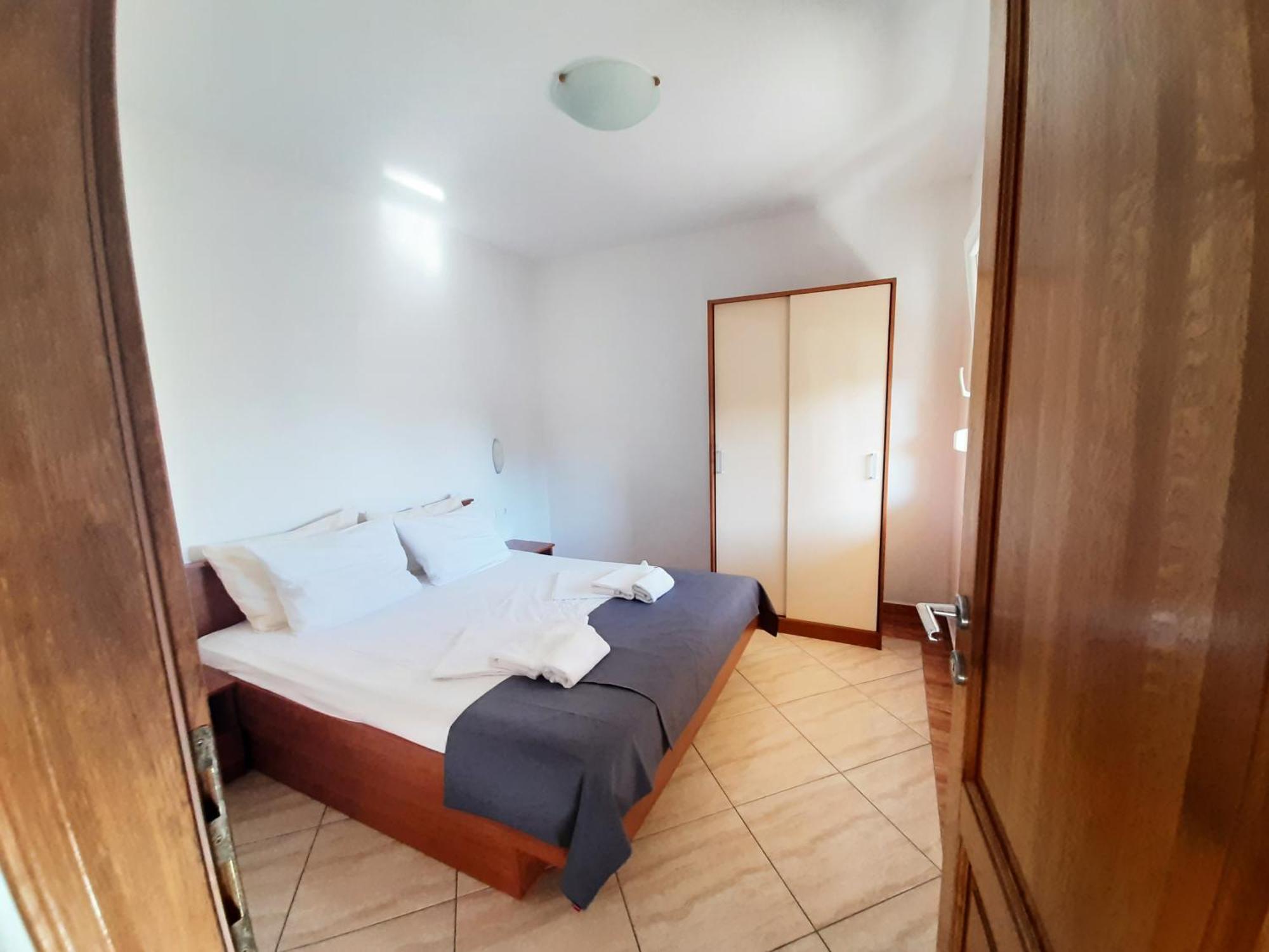 Villa Penava, Private Beach, Pool And 7Min To Trogir Habitación foto